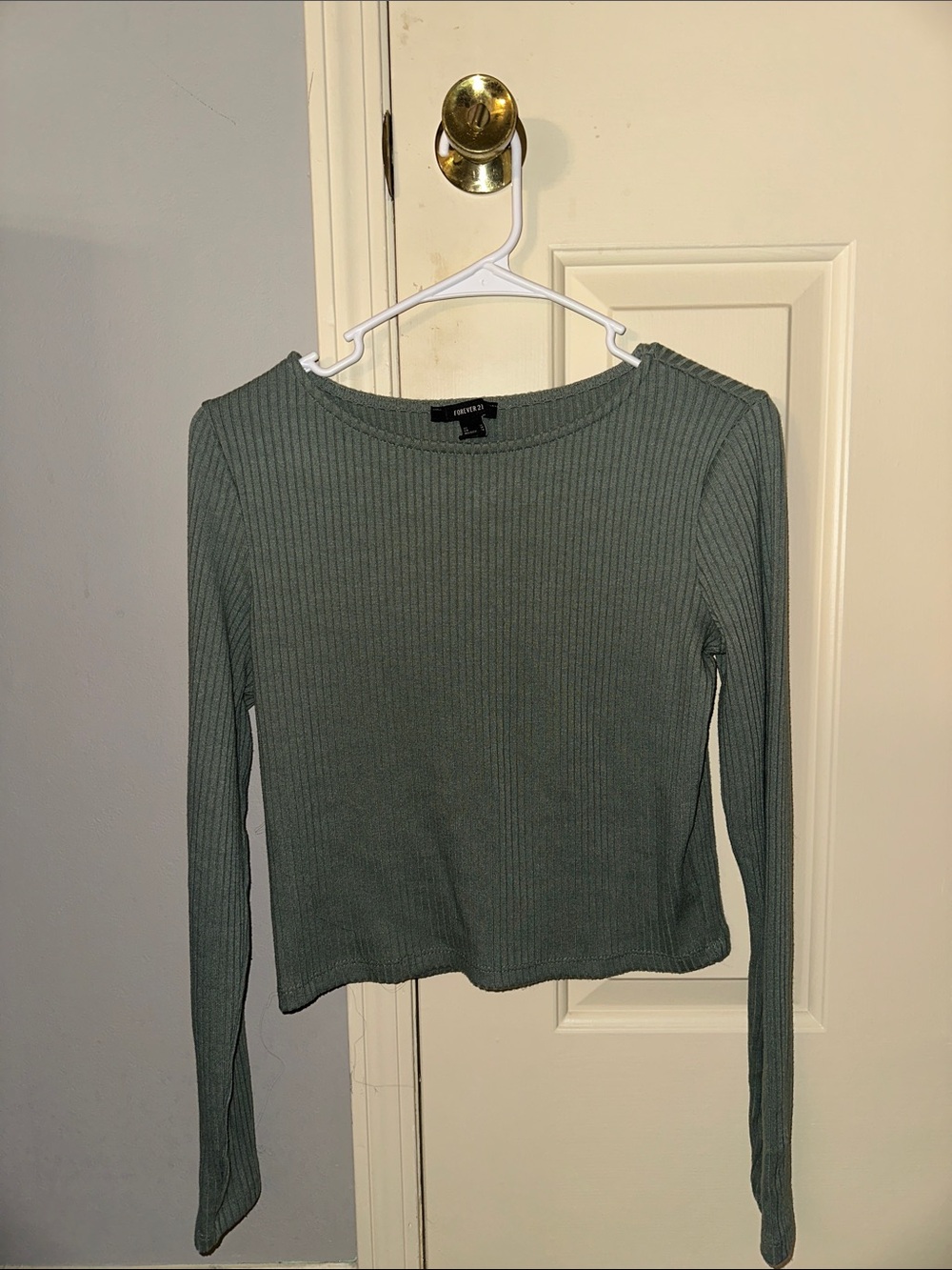 Forever 21 Ribbed Long Sleeve Crewneck Top - Sage Green